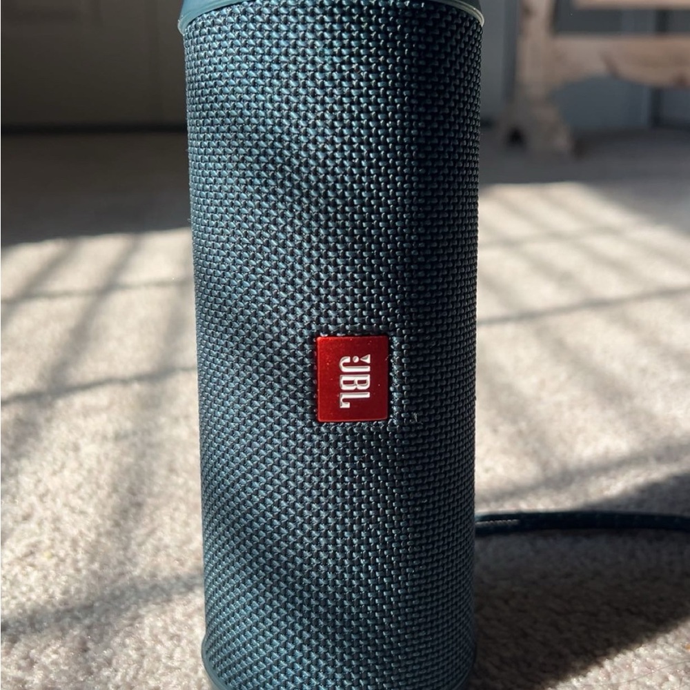 JBL Bluetooth Speaker - Teal